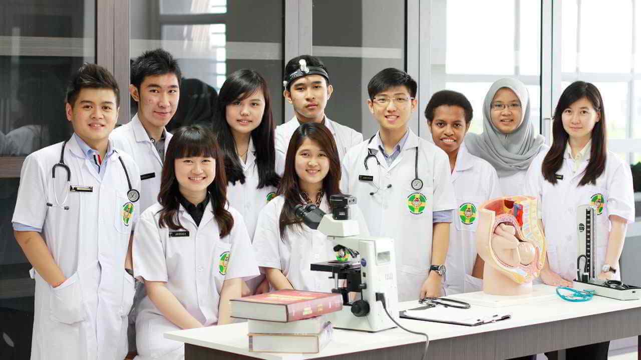 Mengungkap Fakta Mahasiswa Jurusan Kedokteran, Nomor 3 Bikin Dijauhi Teman!